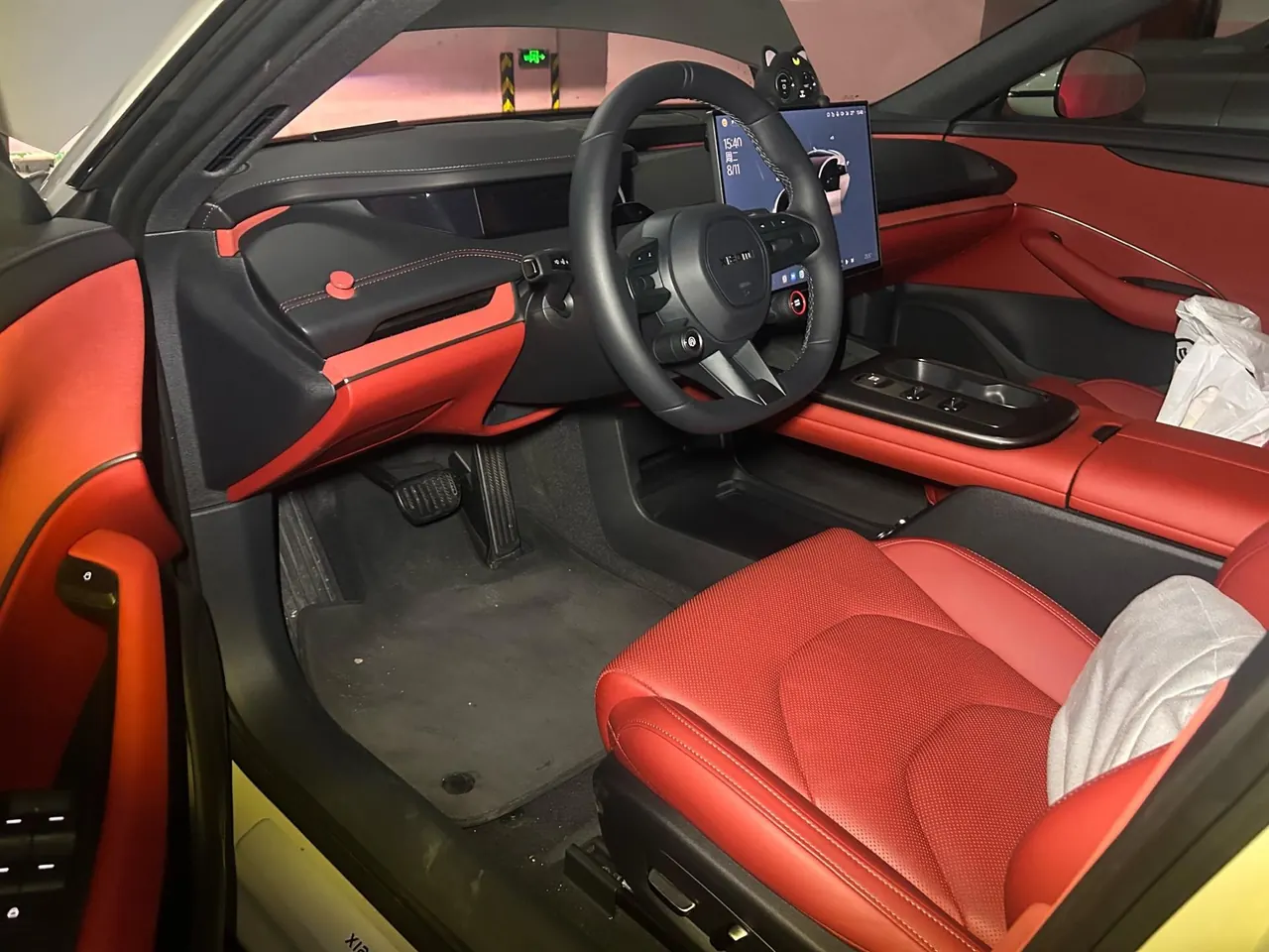 MI 2024 SU 7 700km Rear Drive Standard Founding Edition Automatic Gear 4
