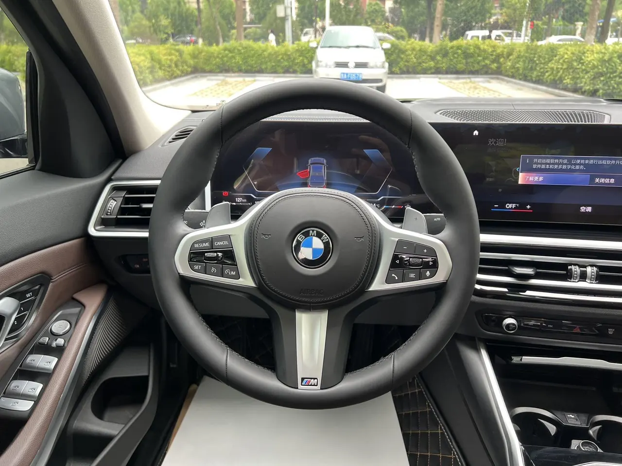 BMW 3 Series 2023 320Li 2.0T M Sports Suit Automatic Gear 14