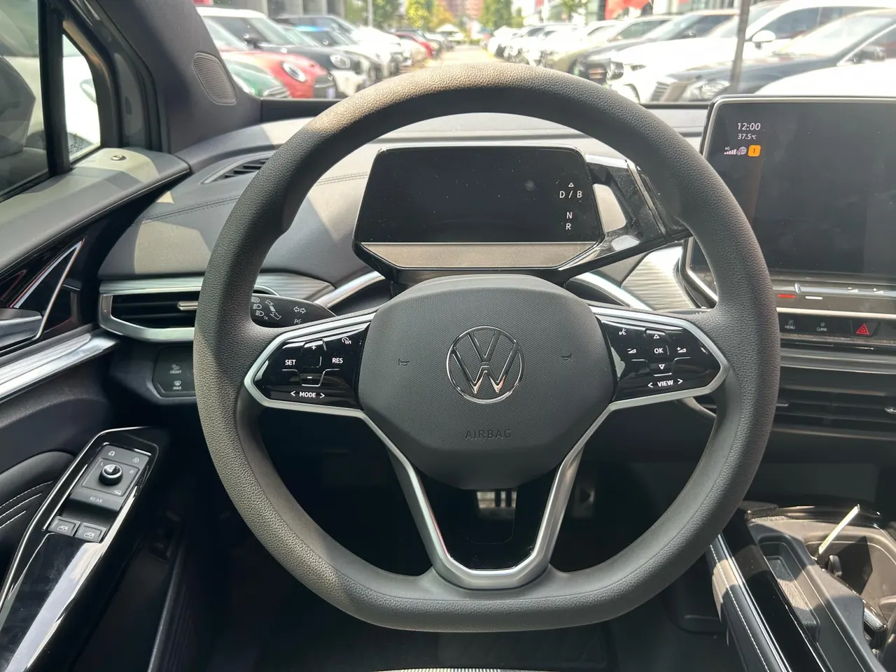 Volkswagen 2022 model ID. 4 CROZZ long endurance PURE version automatic gear 11