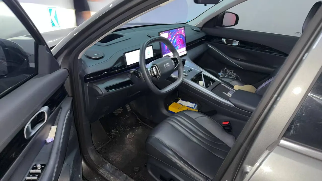 Geely Galaxy 2024 E 5 530km Discovery Edition Automatic Gear 3
