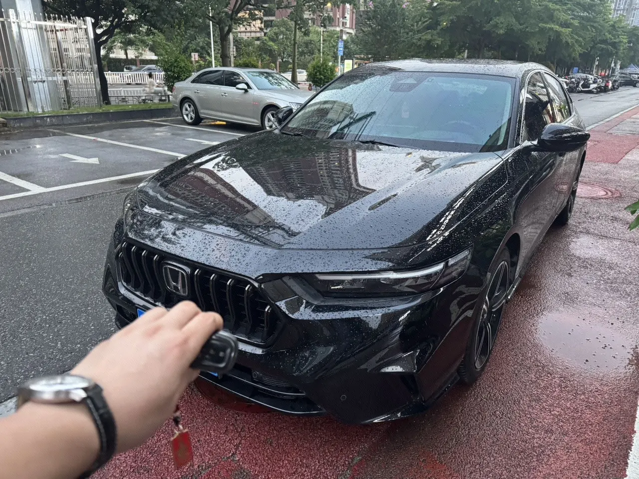 打开图片灯箱:Honda 2024 INSPIRE (Yingshi Pai) 1.5T Stepless 260TURBO Ease Edition Automatic Gear