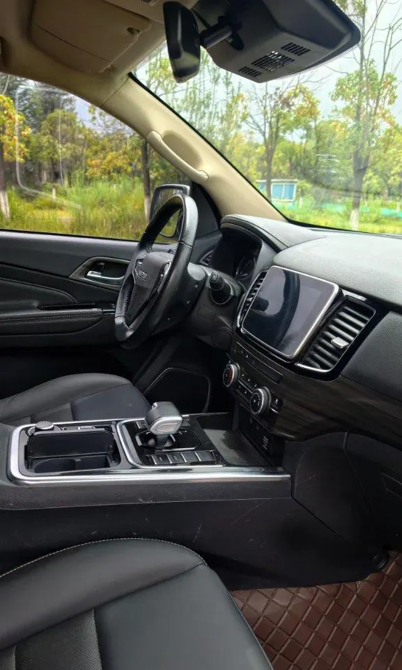 Isuzu 2023 mu-X 2.0T 4-wheel drive Jinyue Deluxe 5-seat automatic gear 6