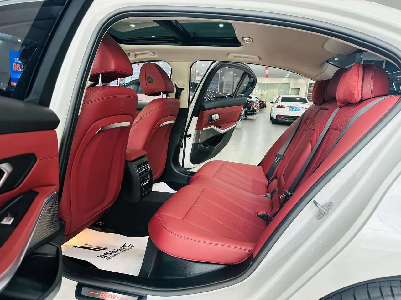 BMW 2024 i3 eDrive 35 L automatic gear 5