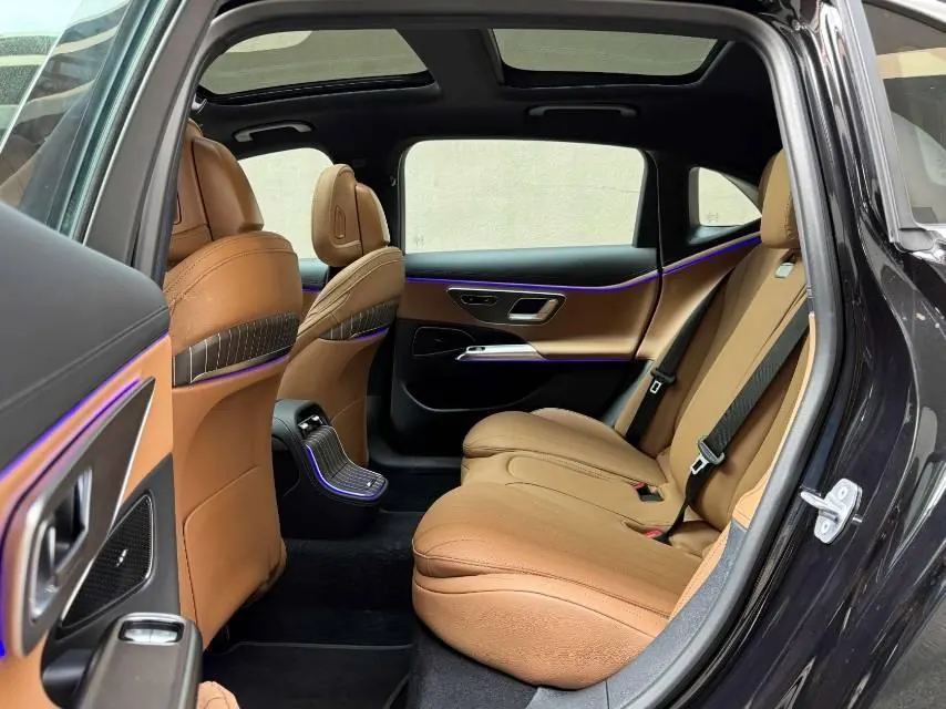 Mercedes Benz Class E New Energy 2024 E 350 e L 2.0T Automatic Gear 3