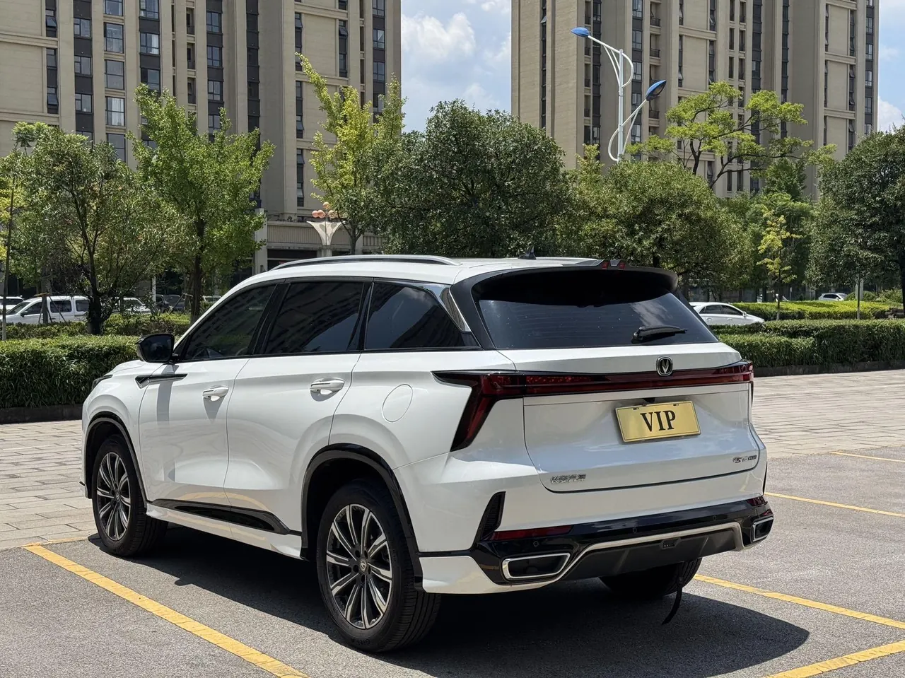 ChangAn 2025 CS75 PLUS 1.5T Champion Edition Jinhang Automatic Gear 9