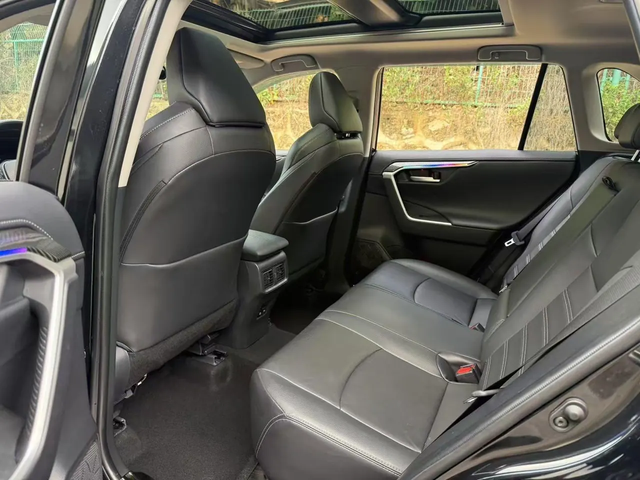 Toyota 2023 Willanda 2.0 Stepless Two-Drive Luxury PLUS Edition Automatic Gear 4