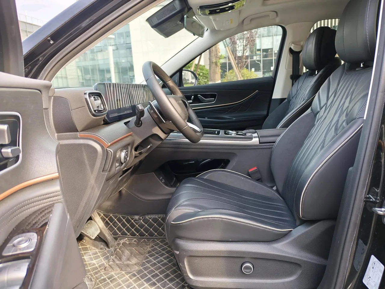 Chery 2023 Ruihu 9 2.0T 400T Two-Drive Deluxe Edition 7-seat Automatic Gear 7