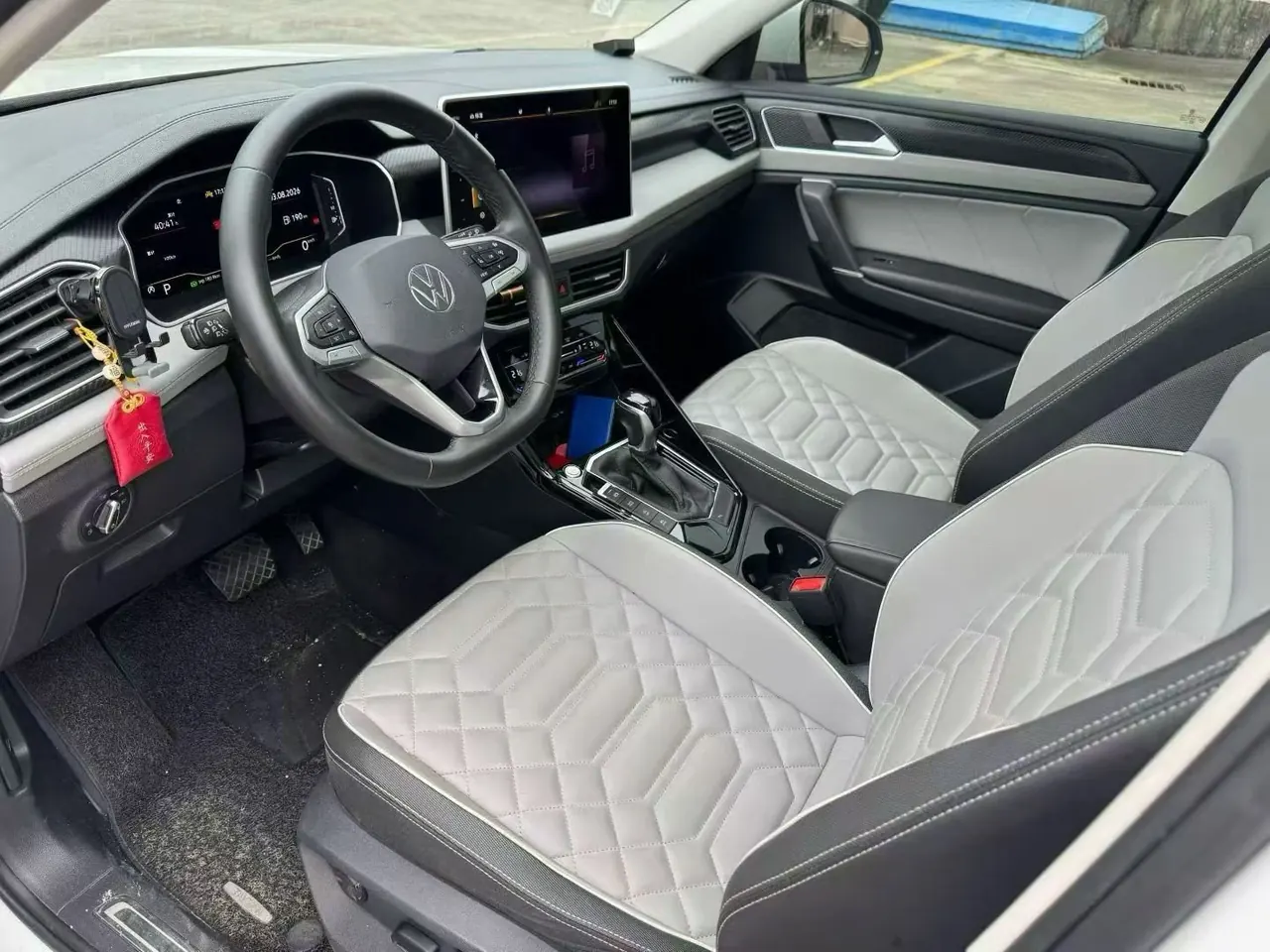 Volkswagen 2023 Tanyue 2.0TSI 330TSI Two-Drive R-Line High-Energy Edition Automatic Gear 4