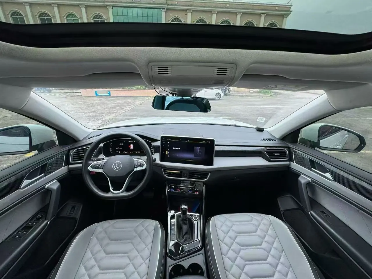 Volkswagen 2023 Tanyue 2.0TSI 330TSI Two-Drive R-Line High-Energy Edition Automatic Gear 5
