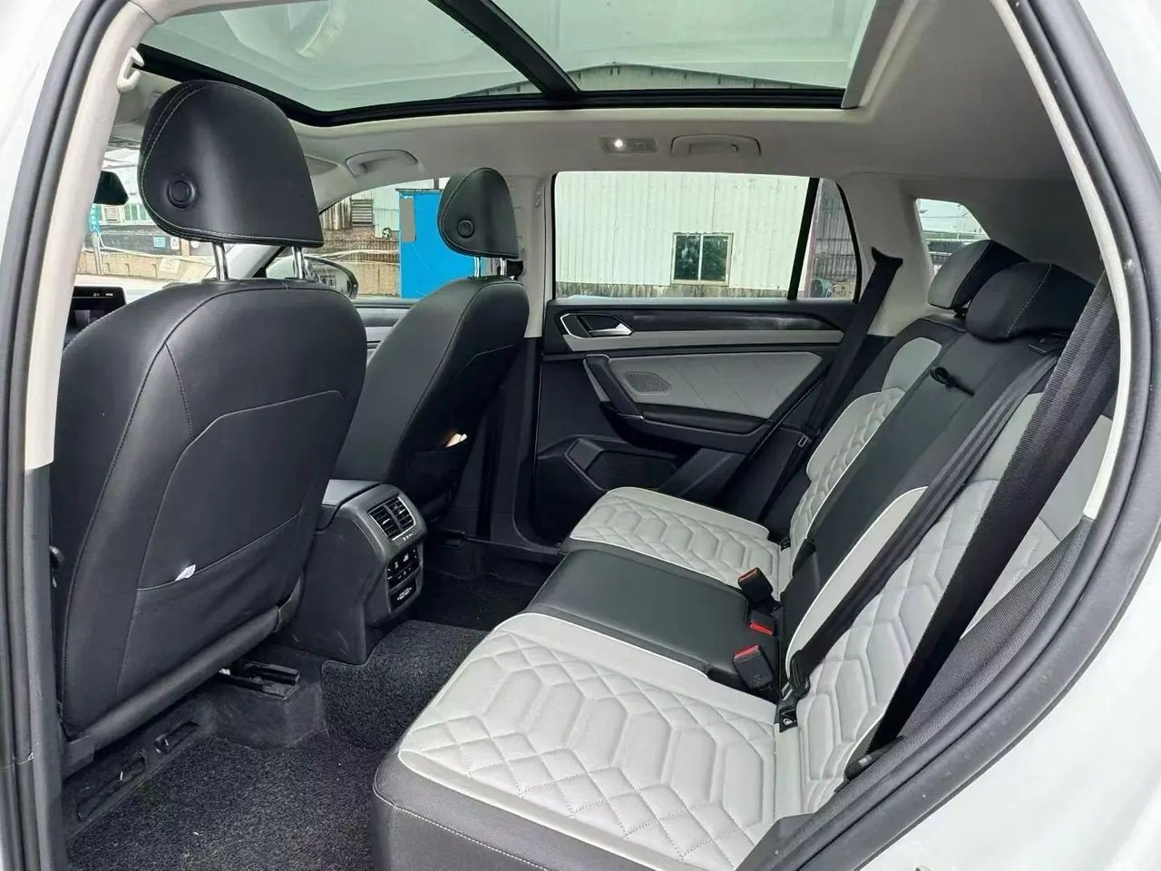 Volkswagen 2023 Tanyue 2.0TSI 330TSI Two-Drive R-Line High-Energy Edition Automatic Gear 6