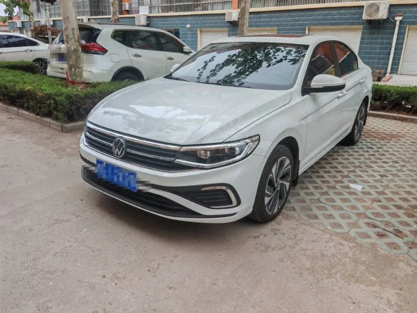 Open image lightbox: Volkswagen 2026 Bora 1.2TSI 200TSI Yuexing PRO Edition Automatic Gear