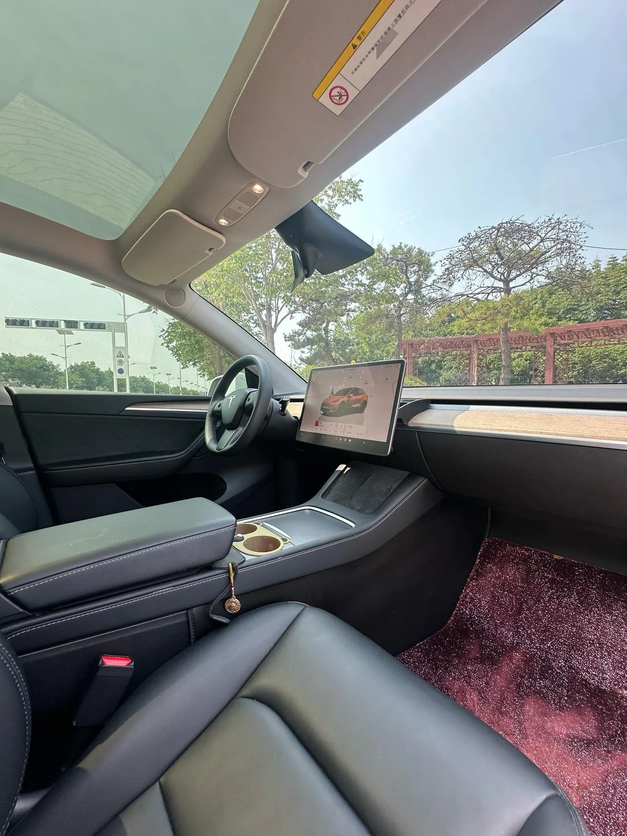 Tesla 2022 Model Y rear-wheel drive version (facelift) automatic gear 2