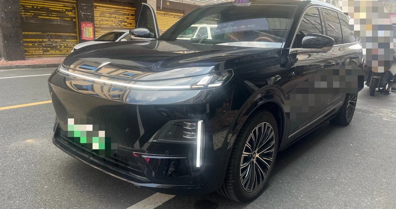 Open image lightbox: ChangAn Deepal 2025 S09 four-wheel drive Ultra high-fixed automatic gear