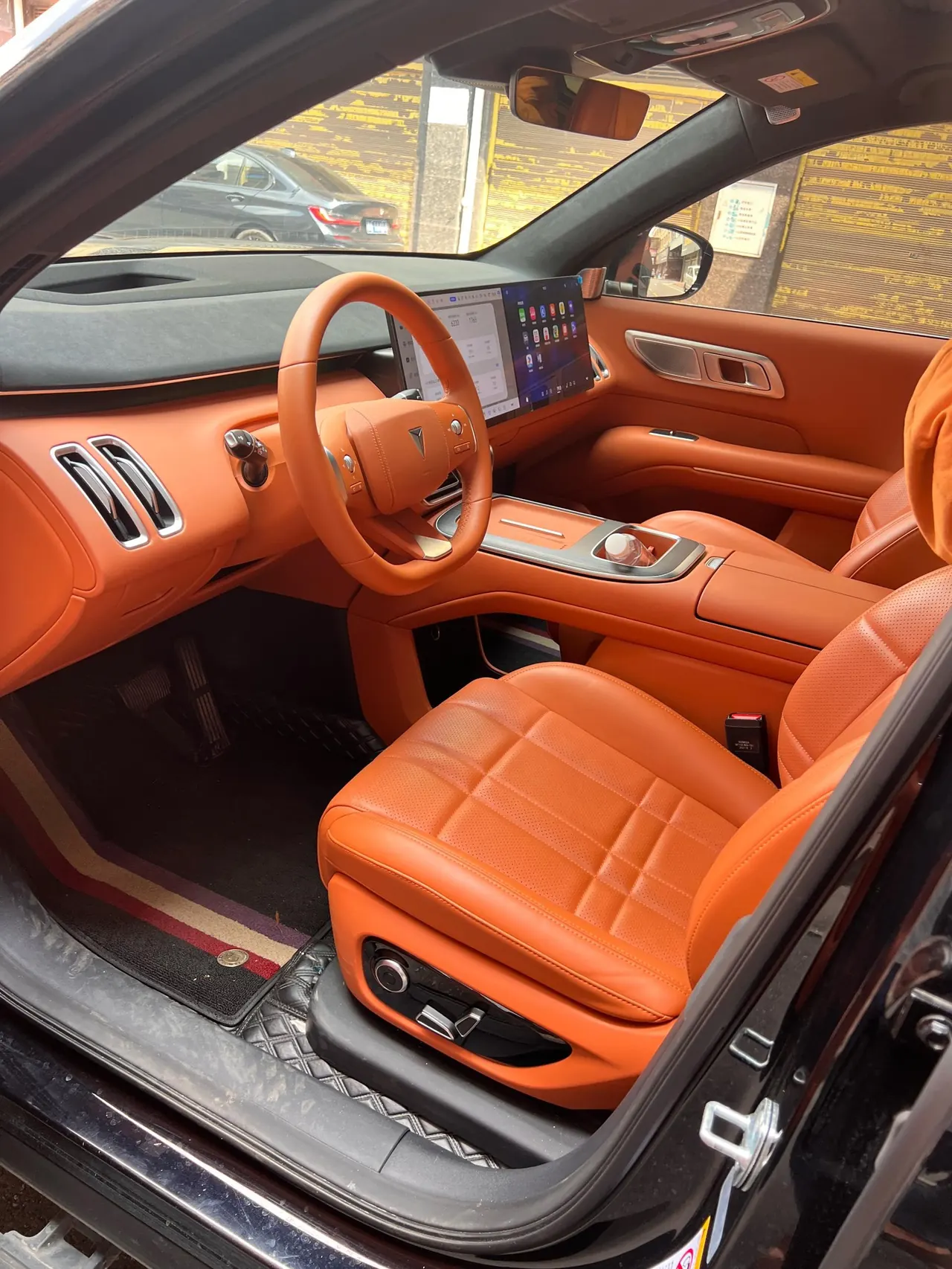 ChangAn Deepal 2025 S09 four-wheel drive Ultra high-fixed automatic gear 4