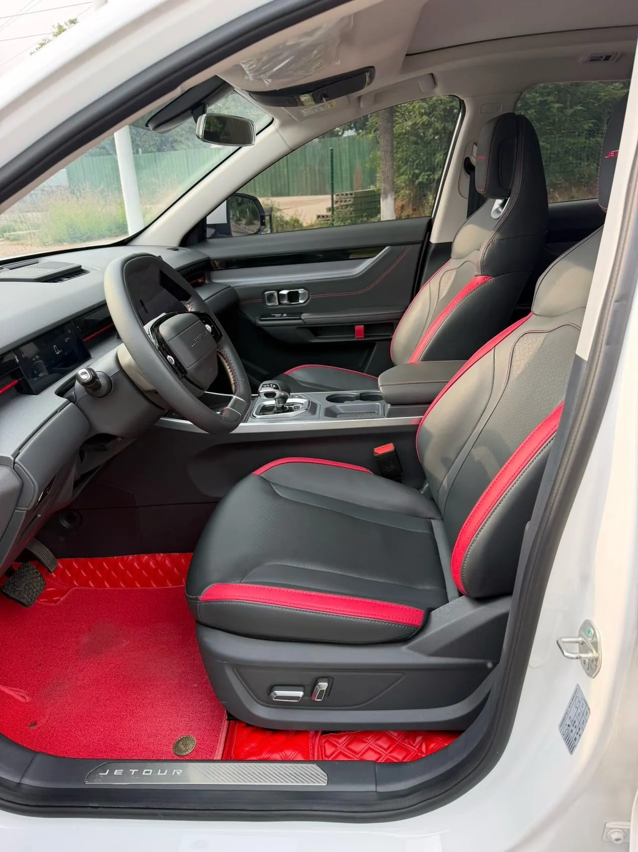 Jetour 2024 Dasheng 1.5T Longteng Edition PRO Automatic Gear 3
