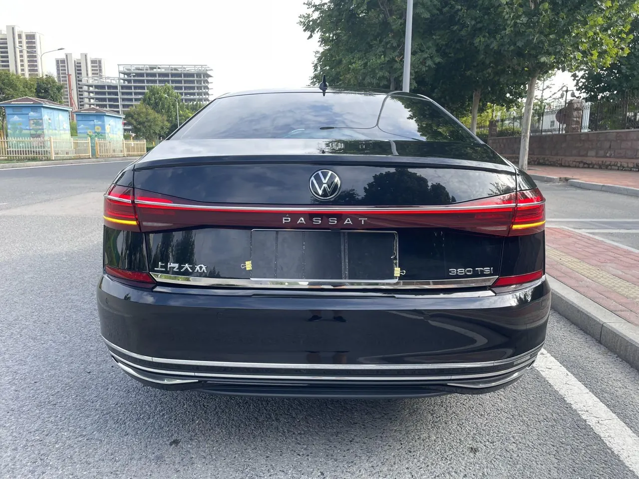 Volkswagen 2024 Passat 2.0TSI 380TSI Longteng Edition Automatic Gear 4