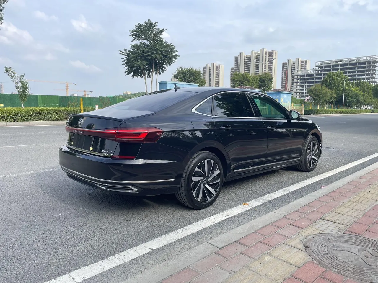 Volkswagen 2024 Passat 2.0TSI 380TSI Longteng Edition Automatic Gear 5