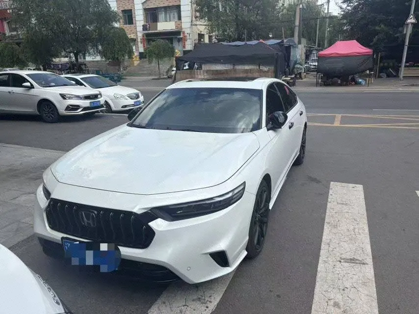 打开图片灯箱:Honda 2023 INSPIRE (Yingshi Pai) 1.5T Stepless 260TURBO Jingyao Edition Automatic Gear