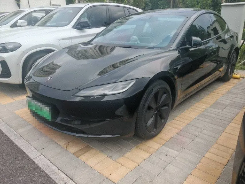 Open image lightbox: Tesla 2023 Model 3 Long Endurance New Edition Dual Motor All-wheel Drive Automatic Transmission