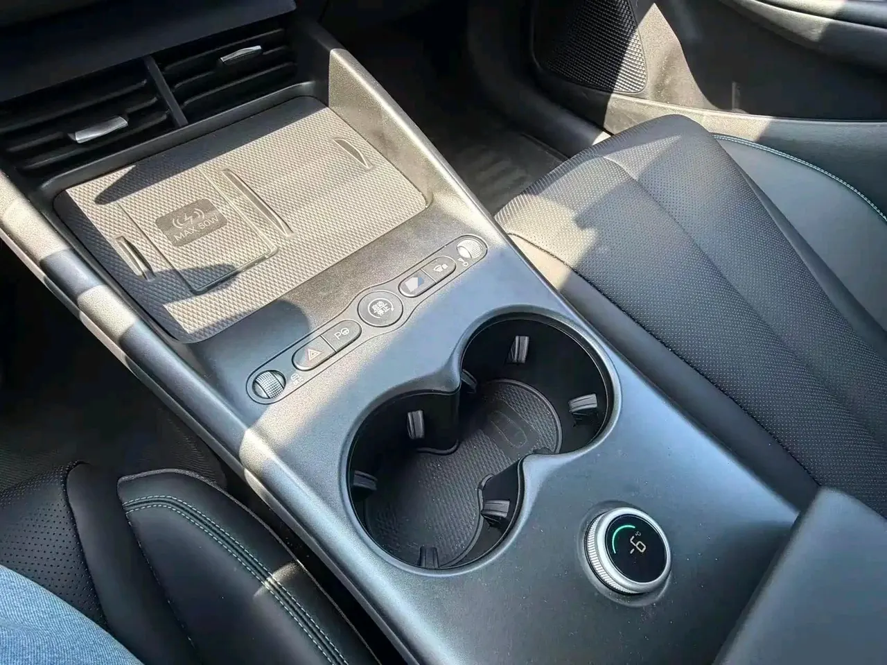 BYD 2025 seals 06 DM-i 1.5 stepless smart driving version 120KM exclusive automatic gear 4