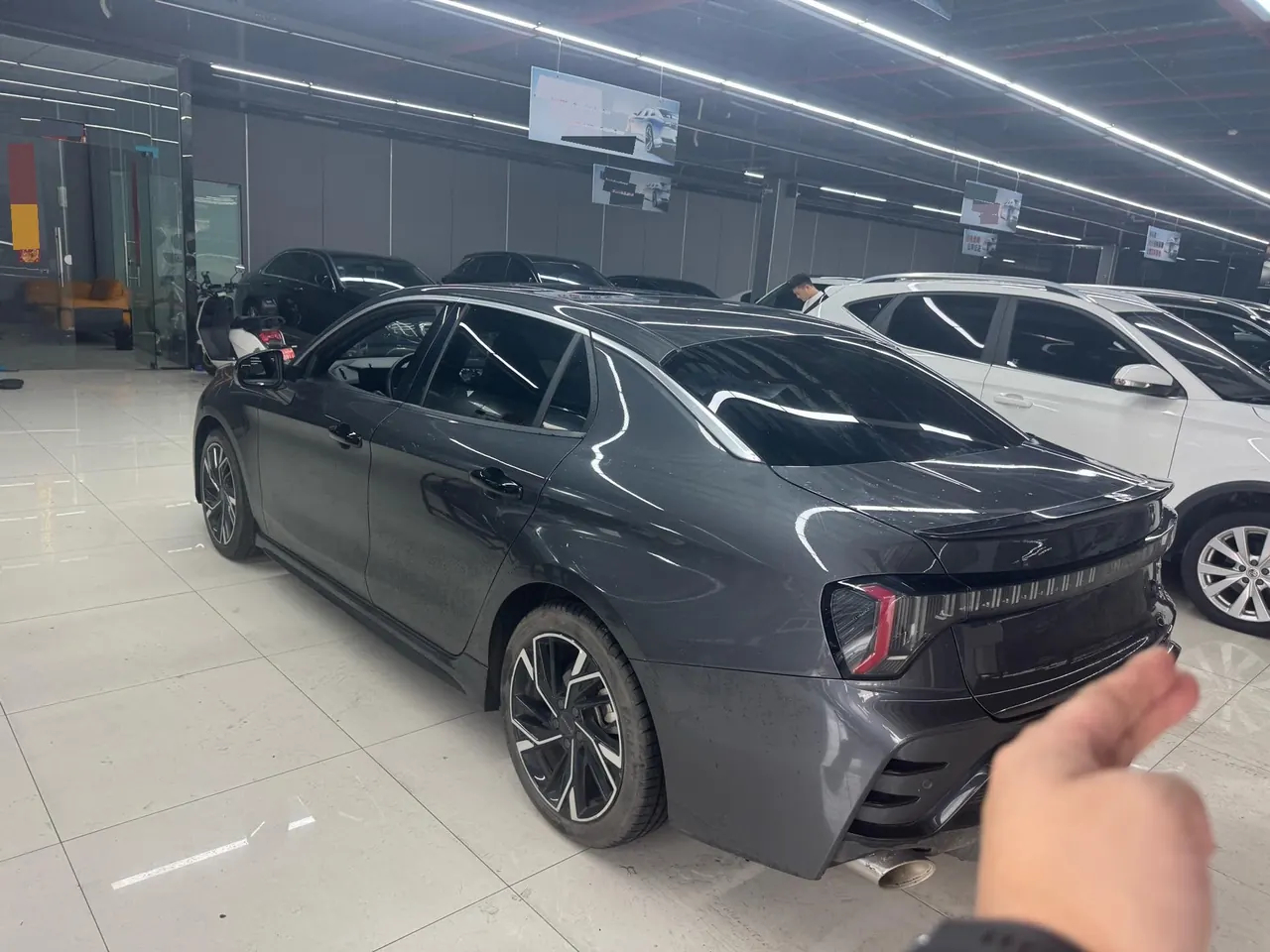 LYNK&amp;CO 2023 LYNK&amp;CO 03 2.0TD Jin Pro automatic gear 3