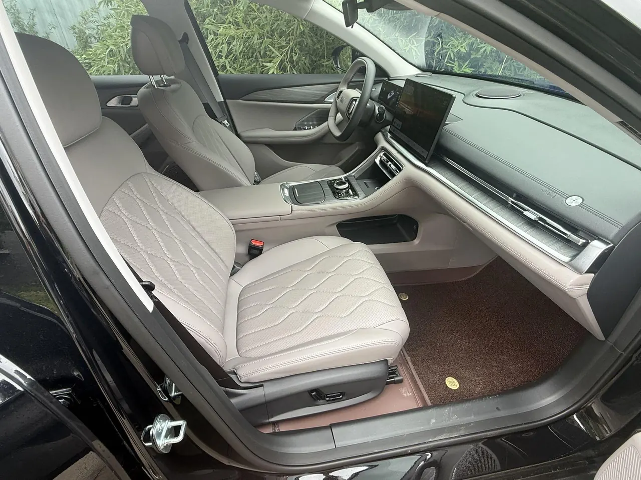 Geely Galaxy 2026 A7 EV 550km Premium Edition Automatic Gear 4