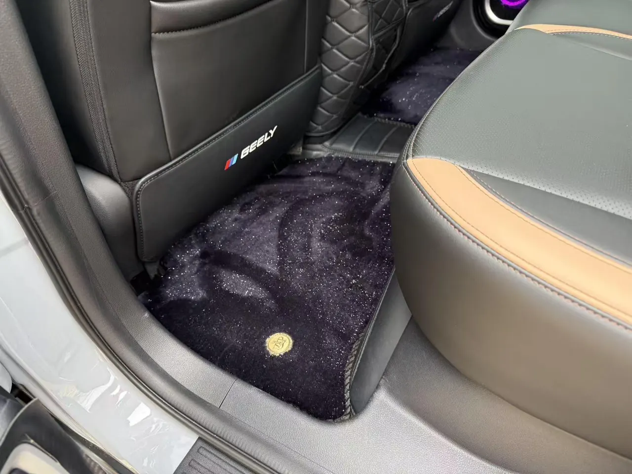 Geely 2024 Hao Yue PRO 1.5T Vertical and Horizontal Automatic Gear 6