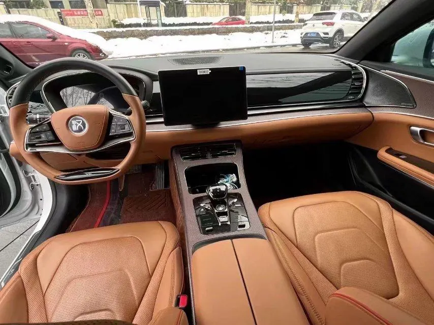 BYD 2022 Han Chuangshi 715KM precursor flagship automatic gear 4
