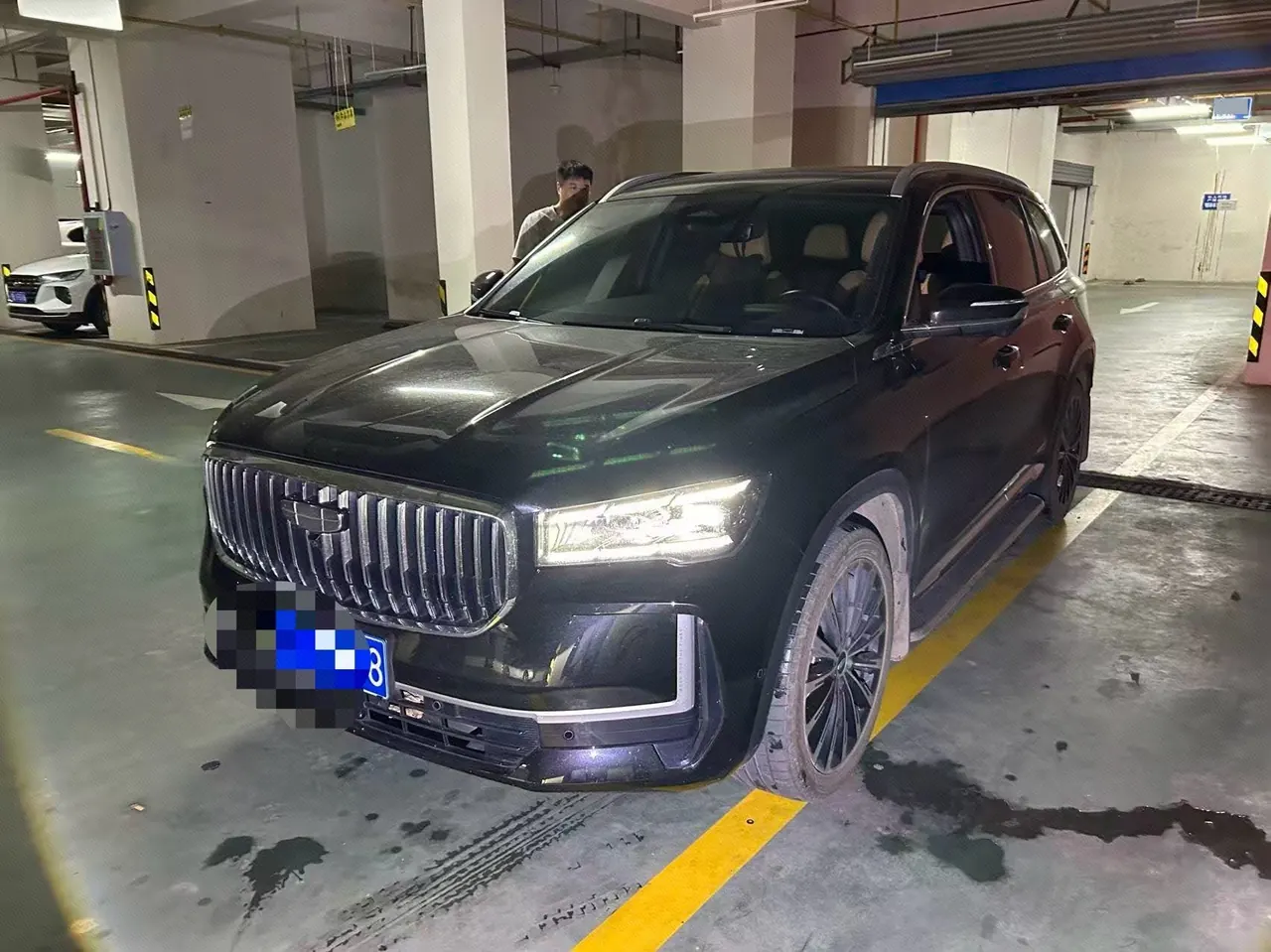 Open image lightbox: Geely 2024 XingyueL (Monjaro) Zhiqing 1.5T Tiangong Edition Automatic Gear