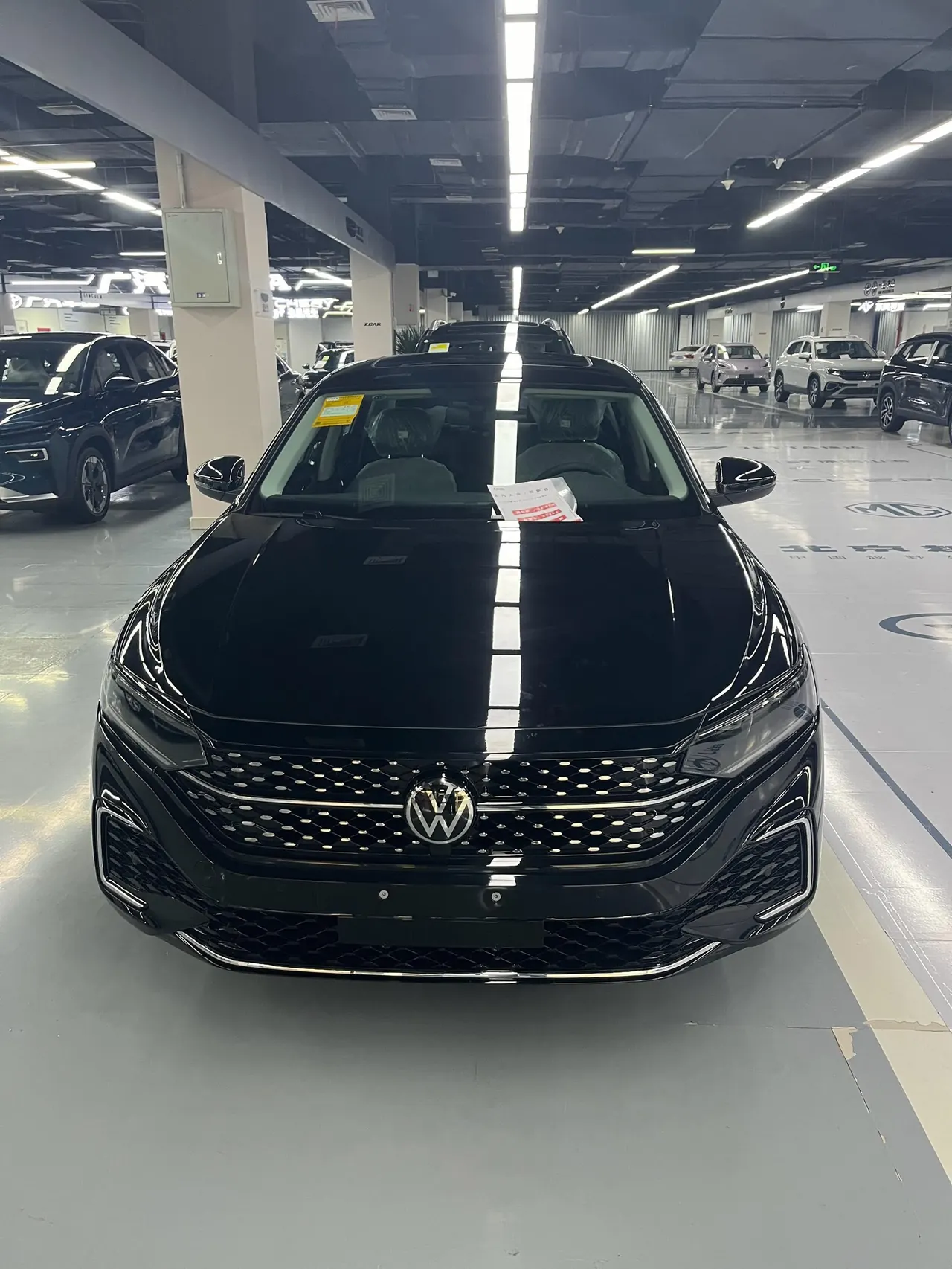 Volkswagen 2026 Passat 2.0TSI 380TSI Subut Longteng Edition Automatic Gear 2