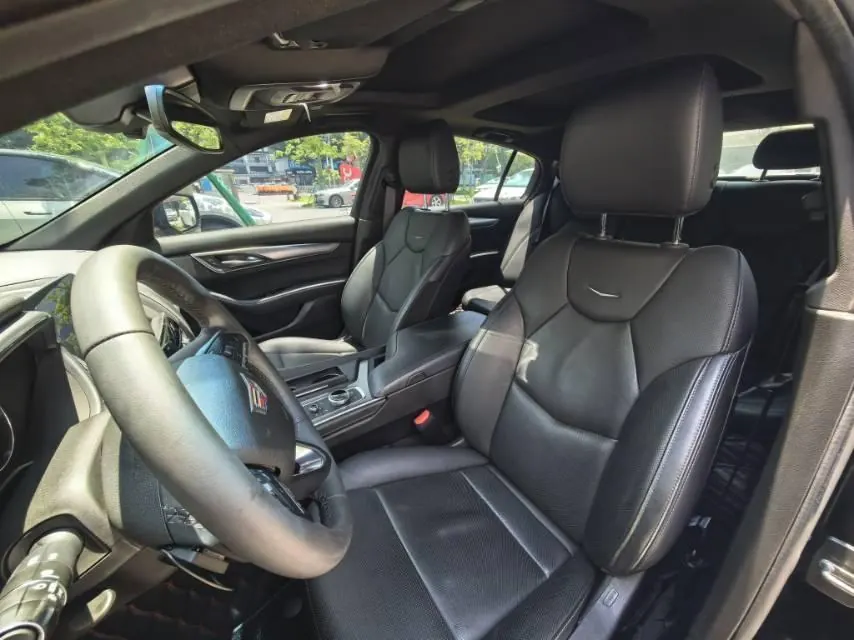 Cadillac 2023 CT5 2.0T 28T Luxury (Standard Edition) Automatic Gear 8