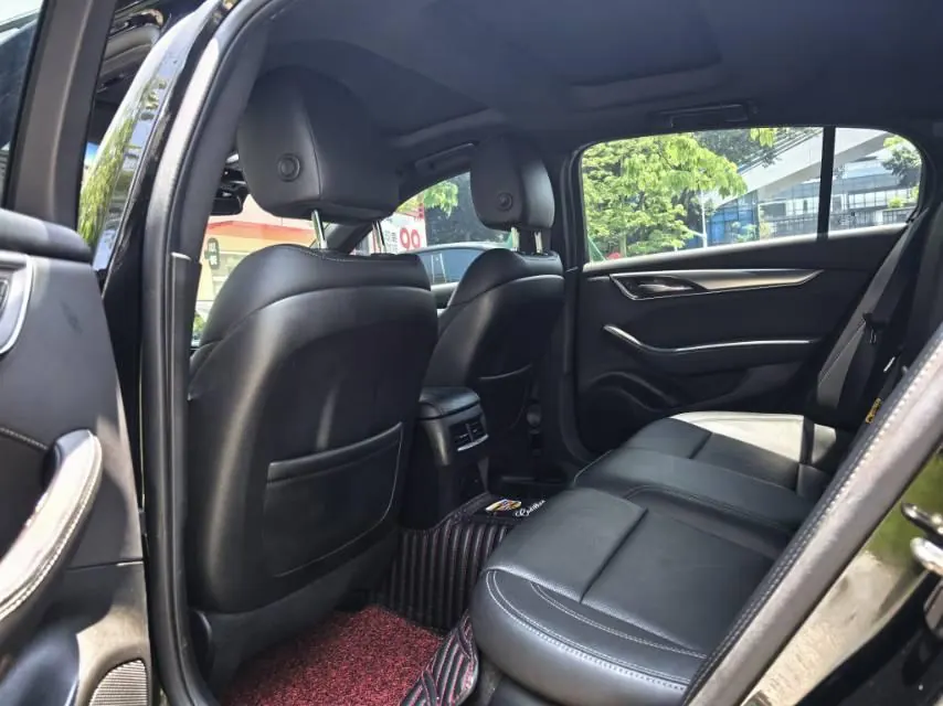 Cadillac 2023 CT5 2.0T 28T Luxury (Standard Edition) Automatic Gear 9