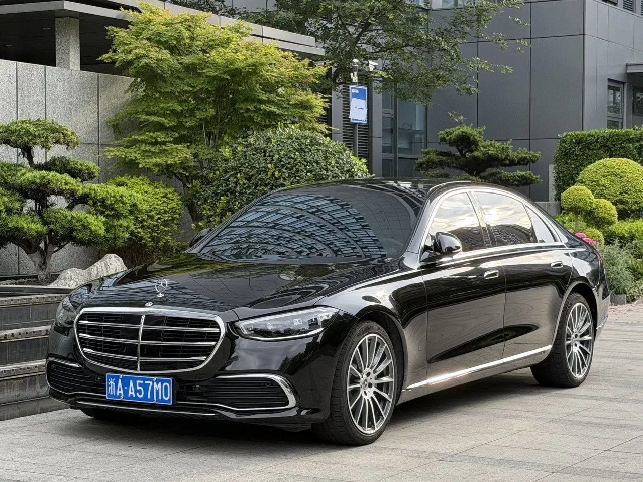 Open image lightbox: Mercedes Benz S-Class (Imported) 2023 S 400 L 48V 2.5T Commercial Automatic Gear