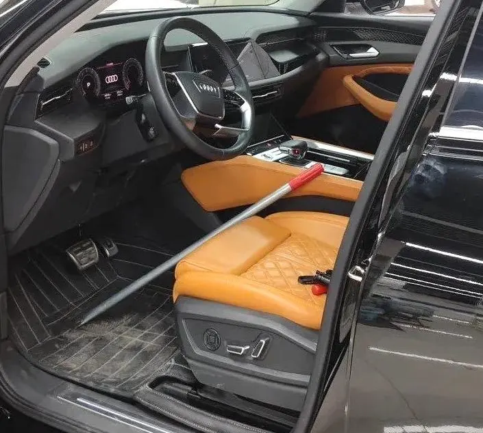 Audi 2024 Q6 2.0TFSI 40TFSI Quattro view cloud feather forest set 7 automatic gear 3