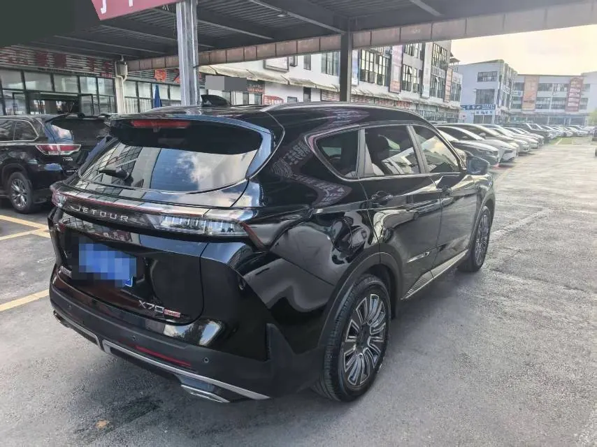 Jetour 2025 X70 PLUS 1.5T Deluxe Edition 5-seat Automatic Gear 4