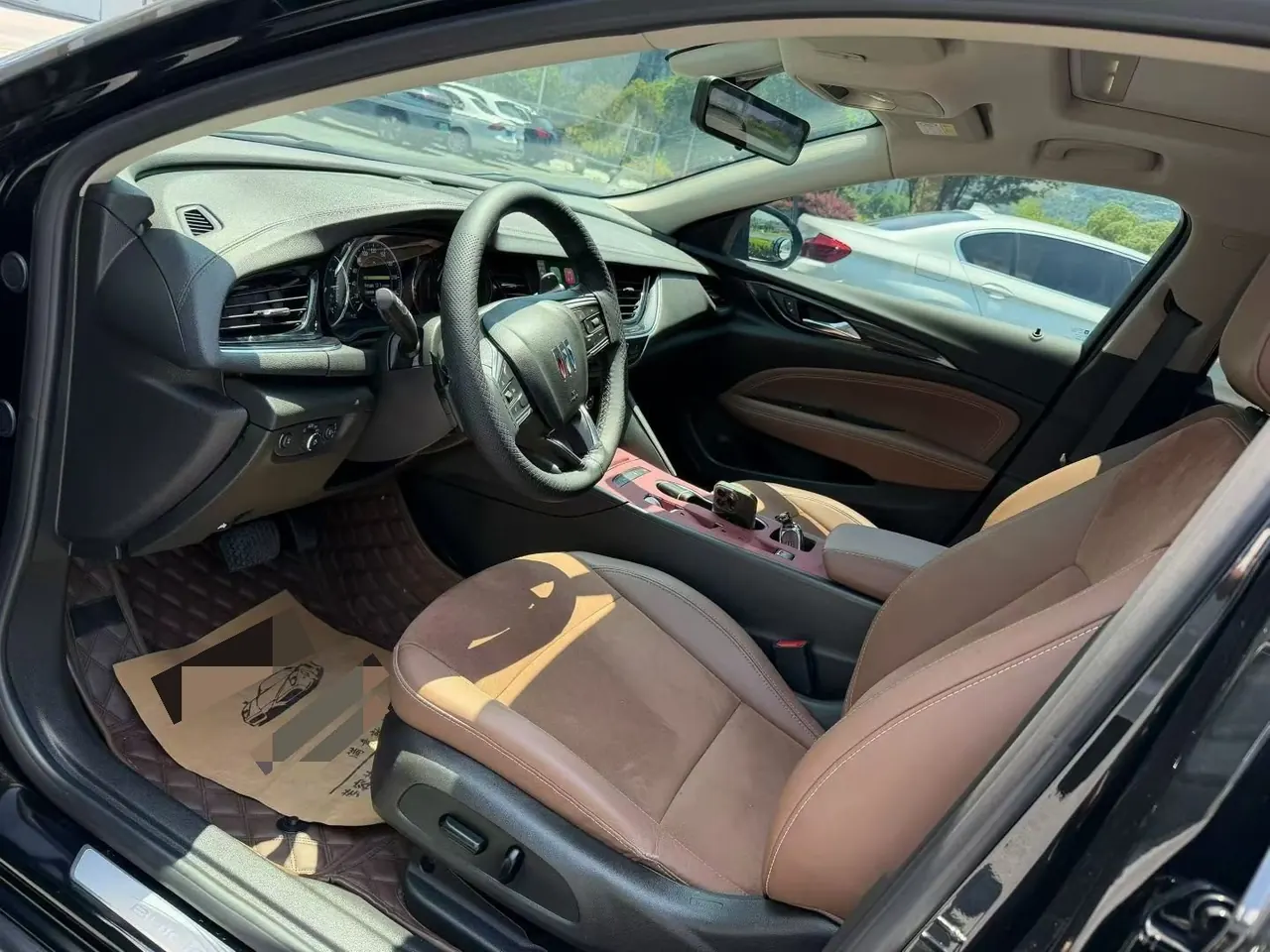 Buick 2024 Regal 1.5T 25T Super Edition Automatic Gear 3