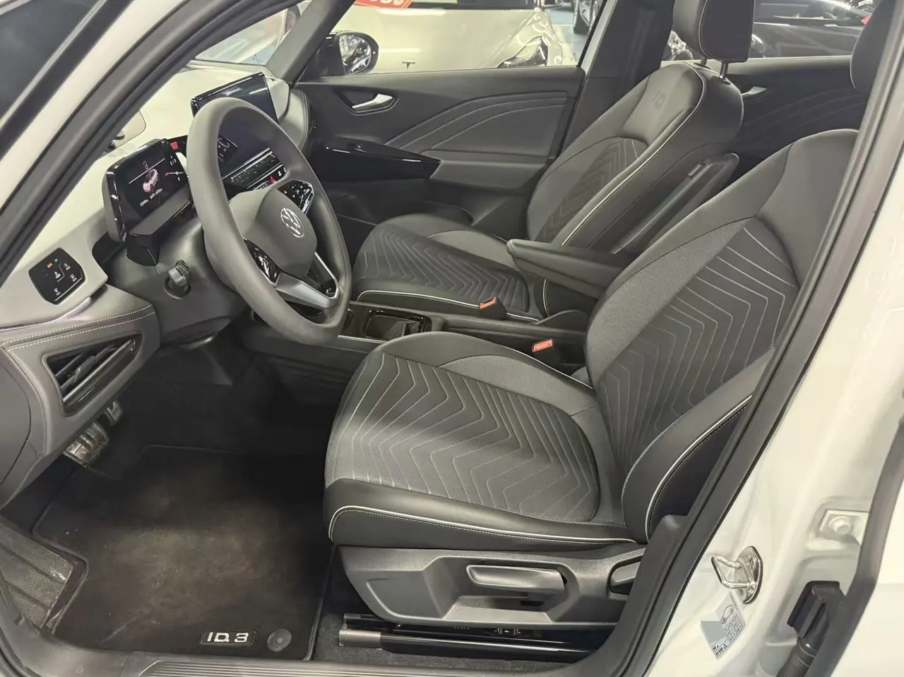Volkswagen 2024 ID. 3 Pure Intelligence Enjoyment Version, Automatic Transmission 10