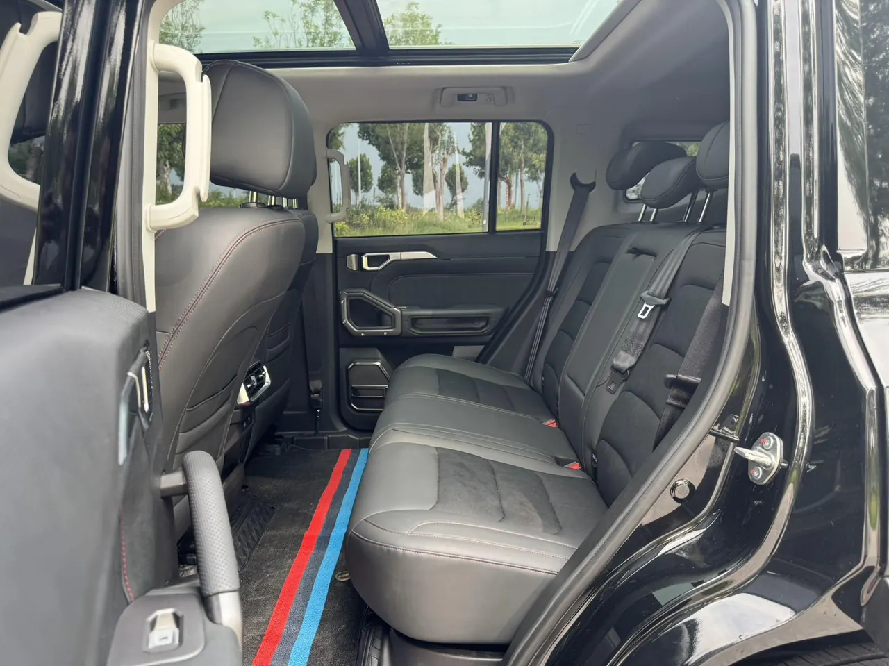 Jetour 2023 Travelers 1.5T Two-Drive Discovery PRO Automatic Gear 10