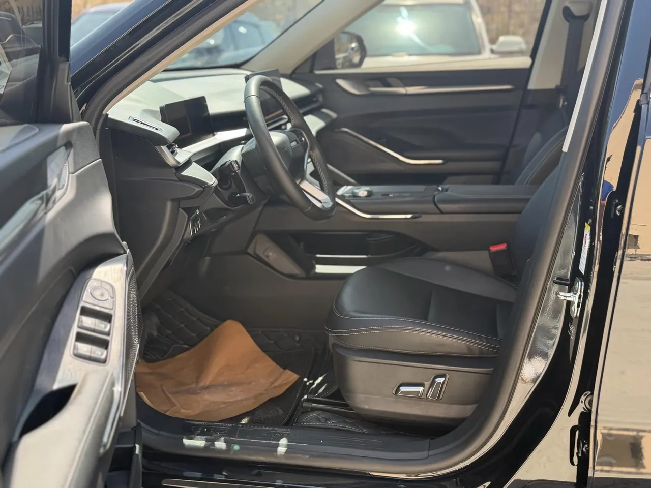 Haval H6 New Energy 2023 H6 PHEV 1.5T 110KM Free Edition Automatic Gear 4