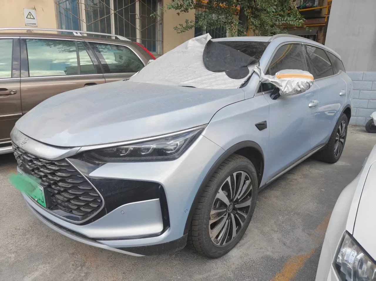 Open image lightbox: BYD Tang New Energy 2025 Tang DM-i 1.5T Stepless Smart Driving Edition 175KM Honorable Automatic Gear