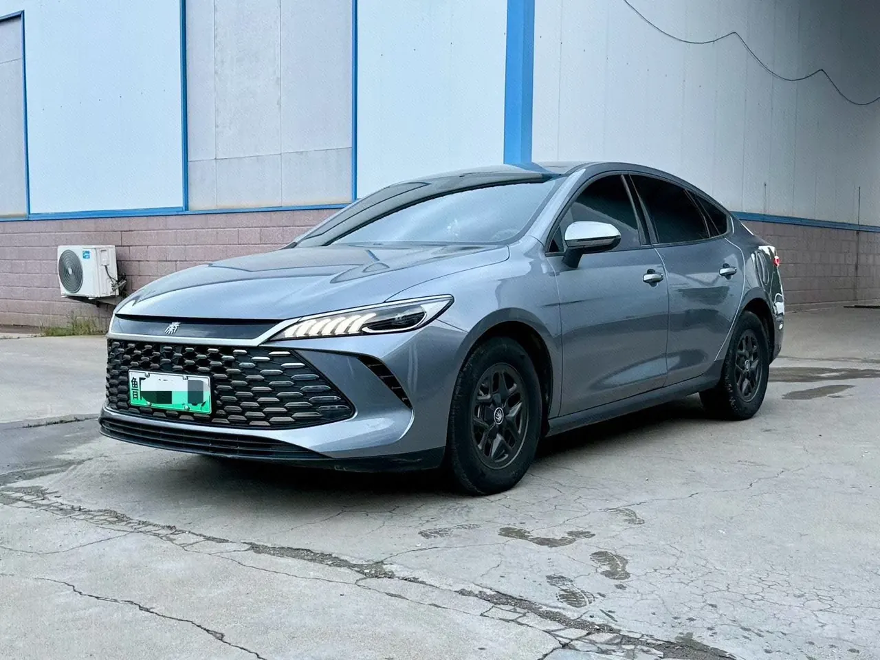 Open image lightbox: BYD 2025 Qin PLUS DM-i 1.5 stepless intelligent driving version 55KM leading automatic gear