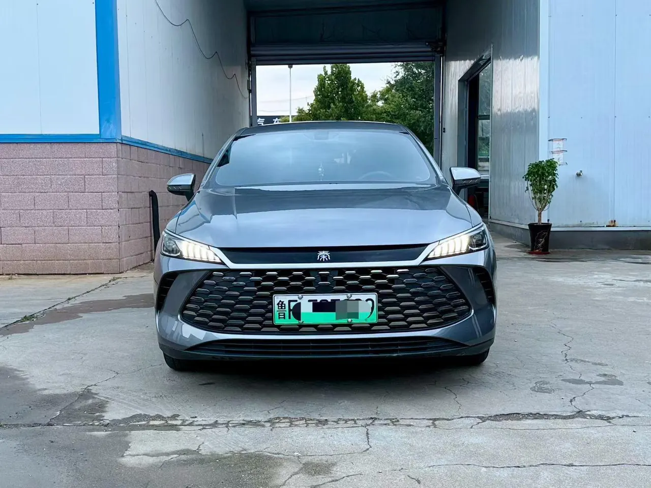 BYD 2025 Qin PLUS DM-i 1.5 stepless intelligent driving version 55KM leading automatic gear 2