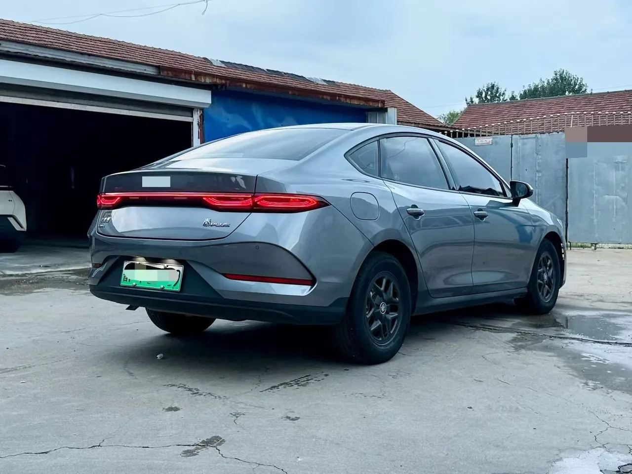 BYD 2025 Qin PLUS DM-i 1.5 stepless intelligent driving version 55KM leading automatic gear 3