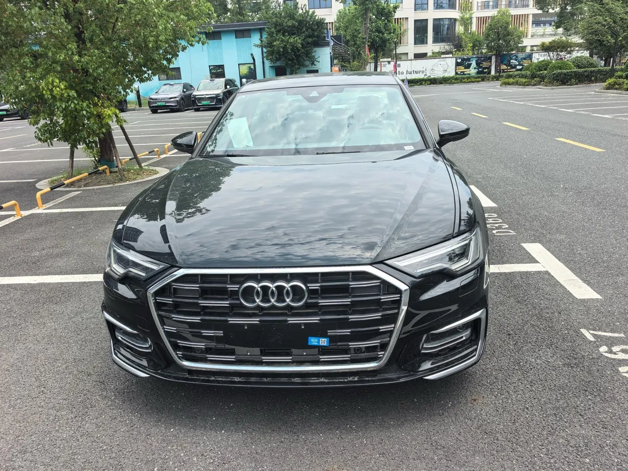 Audi 2025 A6L 2.0TFSI 40TFSI Deluxe Dynamic Automatic 2