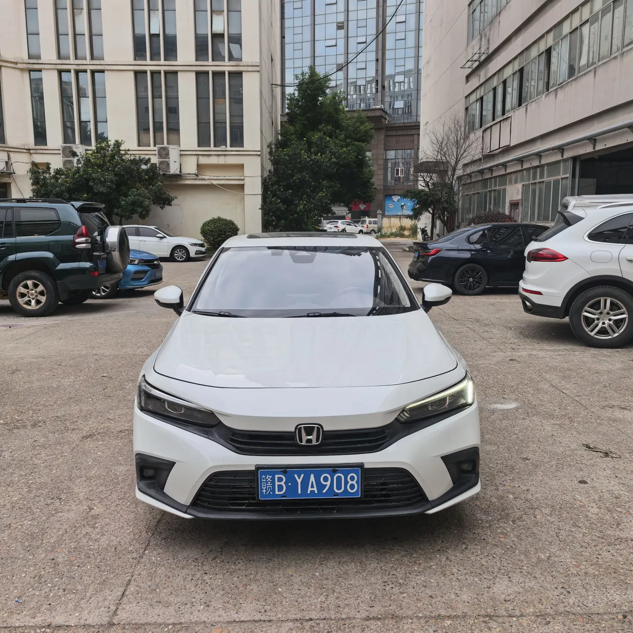 Honda 2023 Civic 1.5T Stepless 240TURBO Dynamic C Special Edition Automatic Gear 4
