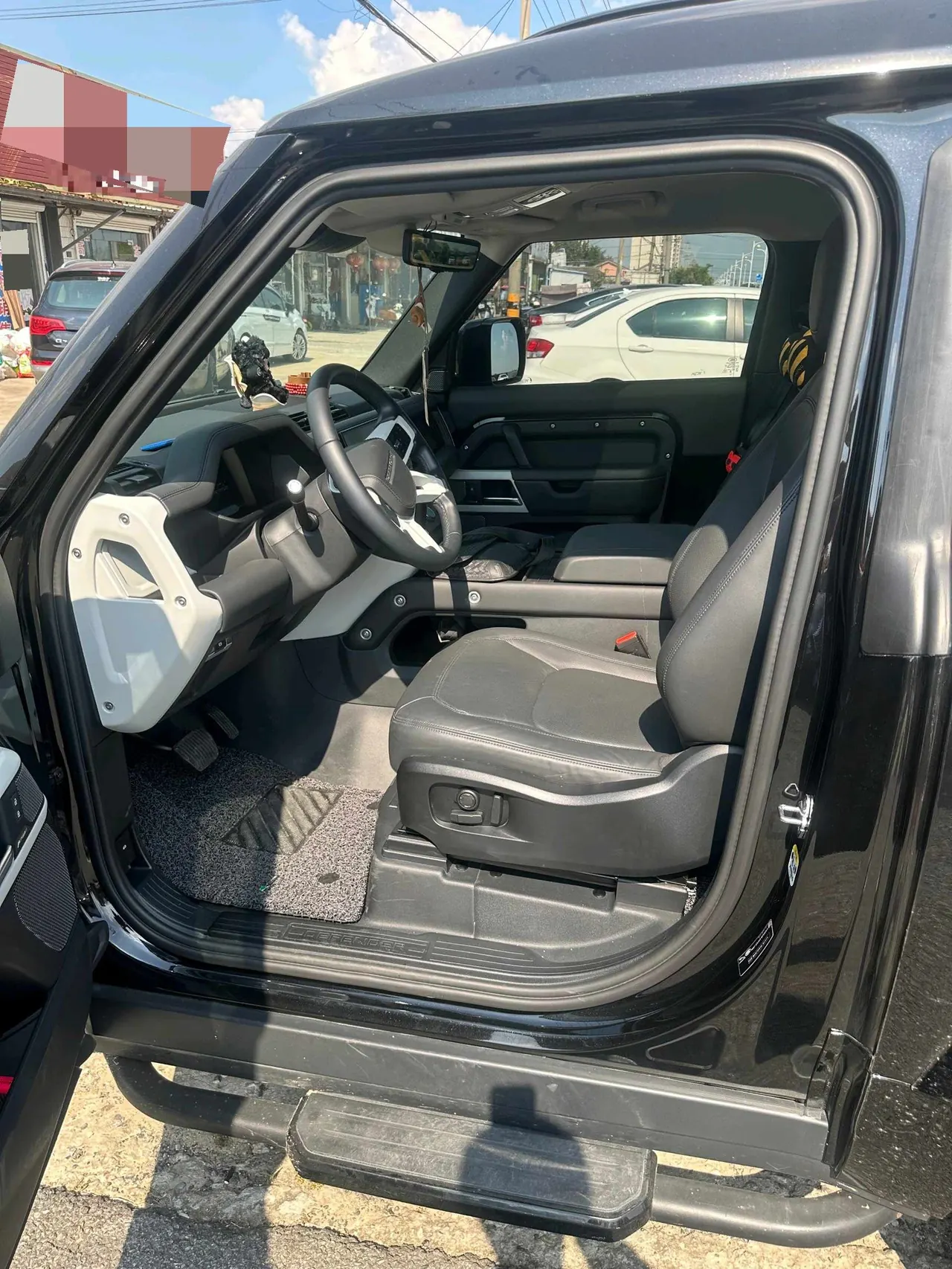 Land Rover Guard (Imported) 2025 Guard 90 48V 3.0T P400 X-Dynamic HSE Automatic Gear 2
