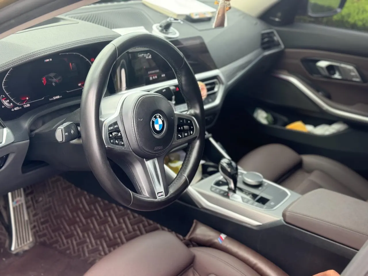 BMW 3 Series 2020 330Li xDrive 2.0T M Sports Obsidian Night Suit Automatic Gear 2