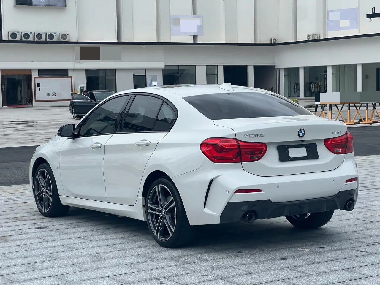 BMW 1 Series 2021 125i 2.0T M Sports Obsidian Night Edition Automatic Gear 6