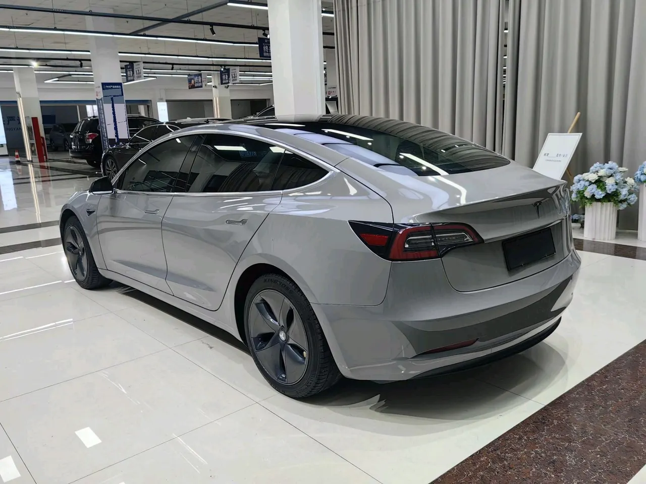 Tesla 2020 Model 3 Standard Endurance Rear Drive Upgraded Automatic Gear 6