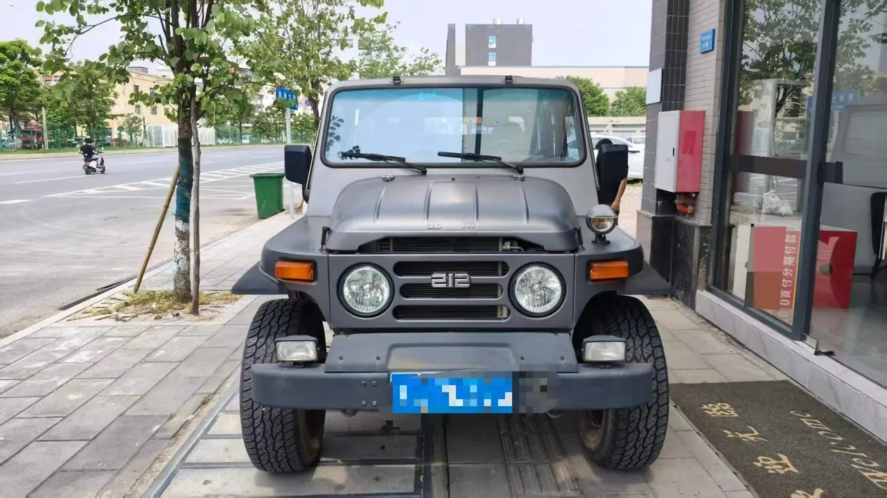 BAIC 2023 Beijing 212 2.4T sniper hard-core manual gear 2
